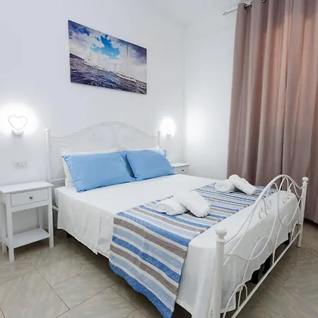 Oda ve Kahvaltı Mialma - Salento Reservation Felline